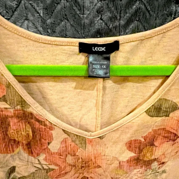 Leebe floral tunic tshirt peach - Picture 2 of 3